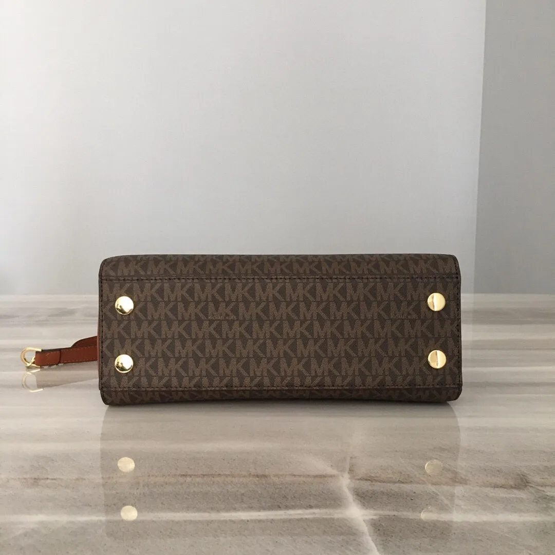 All Categories Official Website "Brand Women's Bags" Women's Bags 💙 MK 2023 New MK Genuine Leather Crossbody Bag